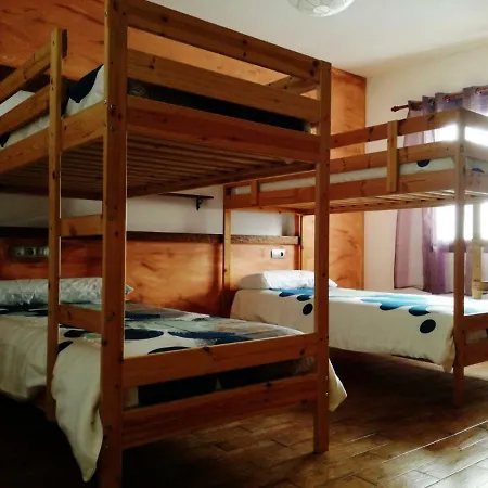 Surfhouse Famara Хостел *